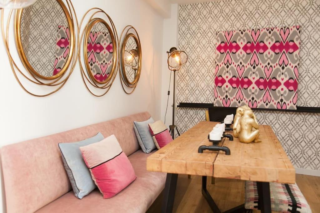 Modern & Nice Apartment. Old Town. Private Parking Севилья Экстерьер фото